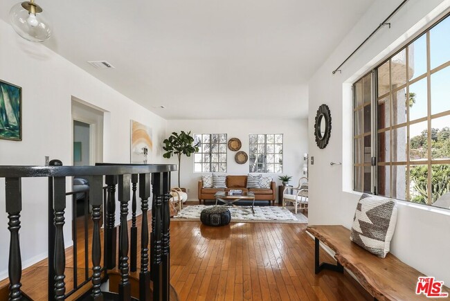 Photo - 1811 W Silver Lake Dr