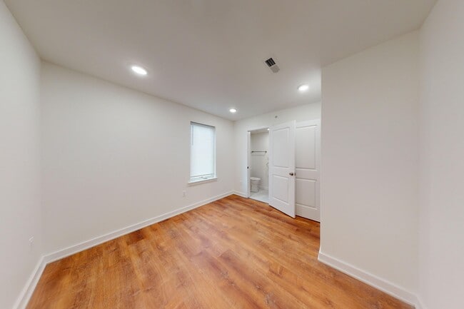 Photo - 1834 N Bouvier St Unit 2