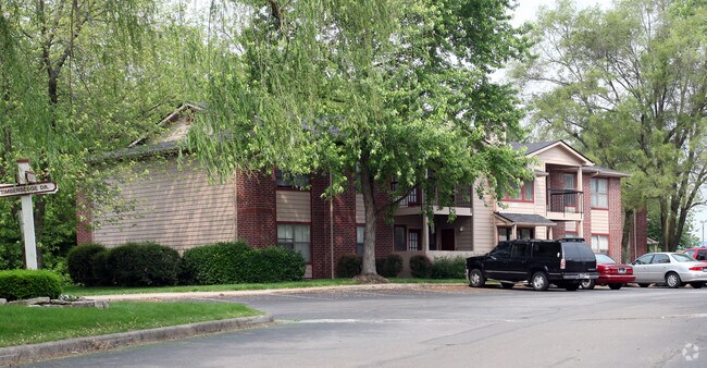 Wildwood Village Apartments For Rent In Indianapolis In Forrent Com