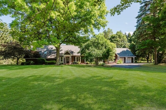 Large Executive Home in Carmel Schools - Large Executive Home in Carmel Schools