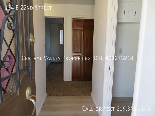 Photo - 134 E 22nd St