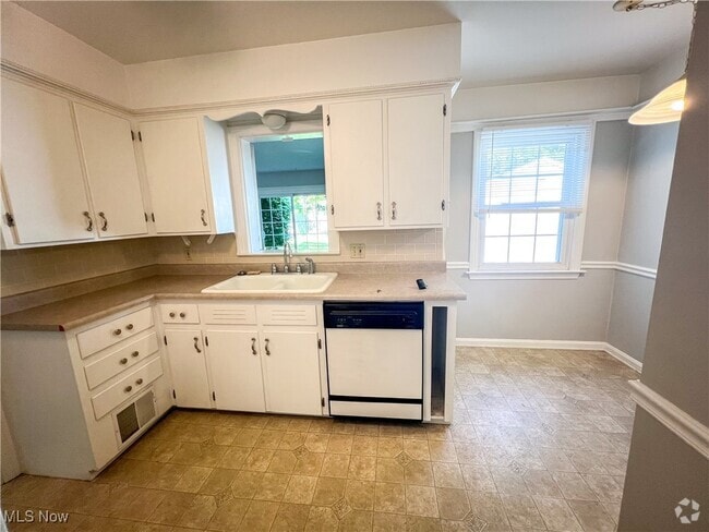 Building Photo - 2473 17th St Rental