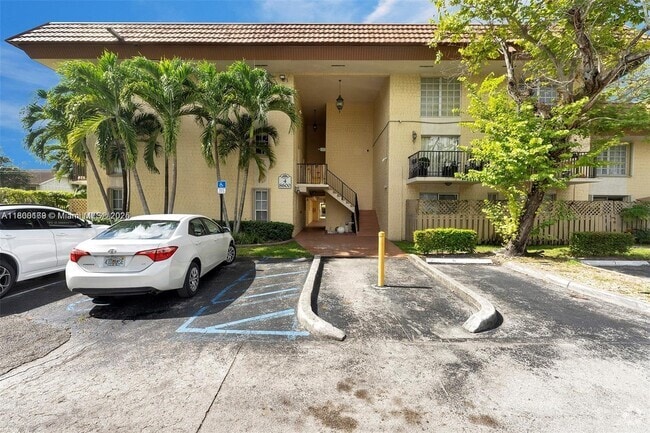 Building Photo - 8550 SW 109th Ave Unit 5-119 Rental