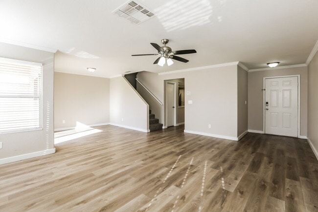 Photo - 6373 Rose Tree Ln