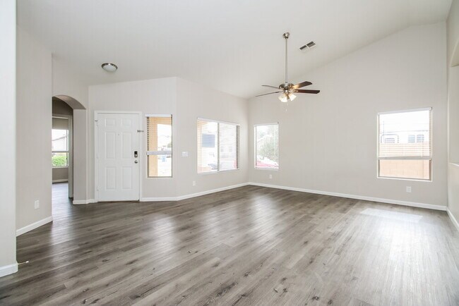 Photo - 2246 S 85th Dr