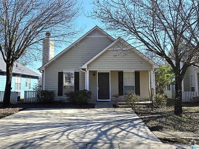 Building Photo - 3 bed, 2 bath home in Helena