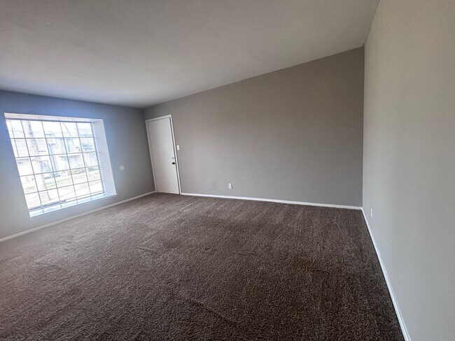 Photo - 1 Bed / 1 Bath at Willow Creek Condos – 68th & Yale $975/month | $975 Security Deposit