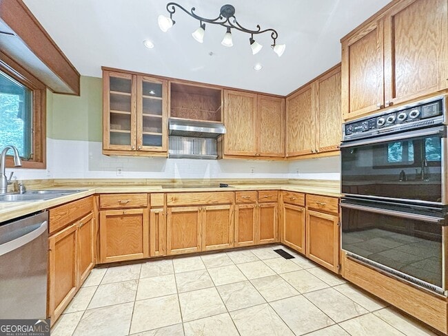Photo - 10200 Rivertown Rd