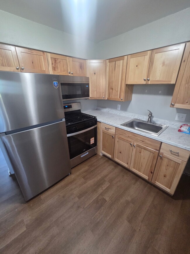 Photo - 1040 Bowerman Dr. Unit 2