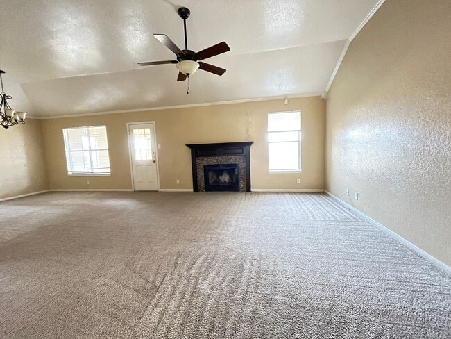 Photo - 4904 James Loop