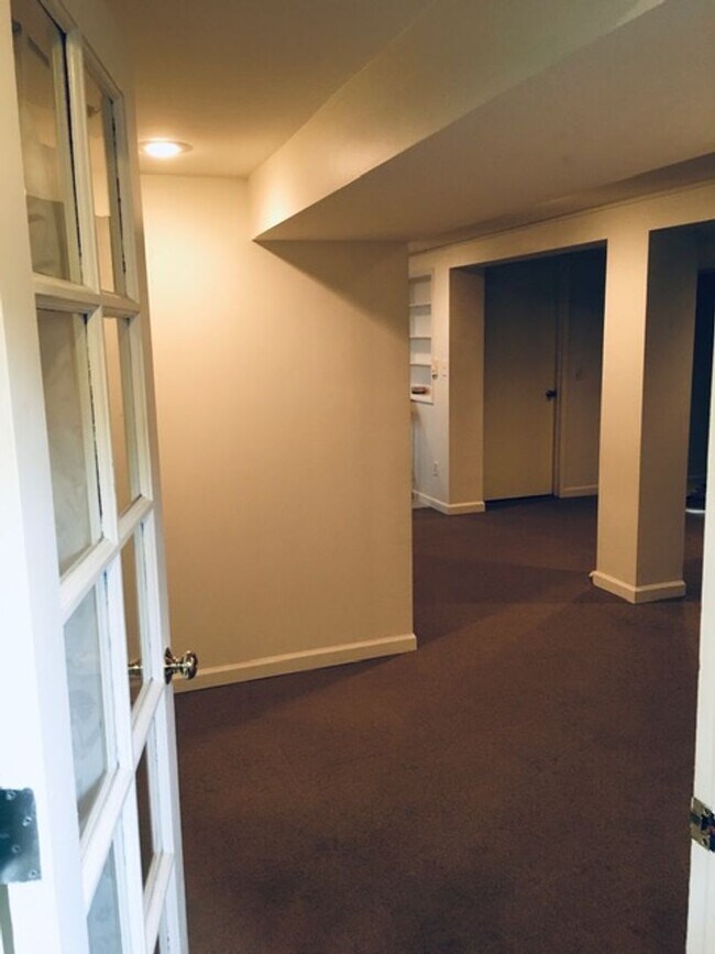 Wallingford Duplex House Unit House Rental in Seattle, WA