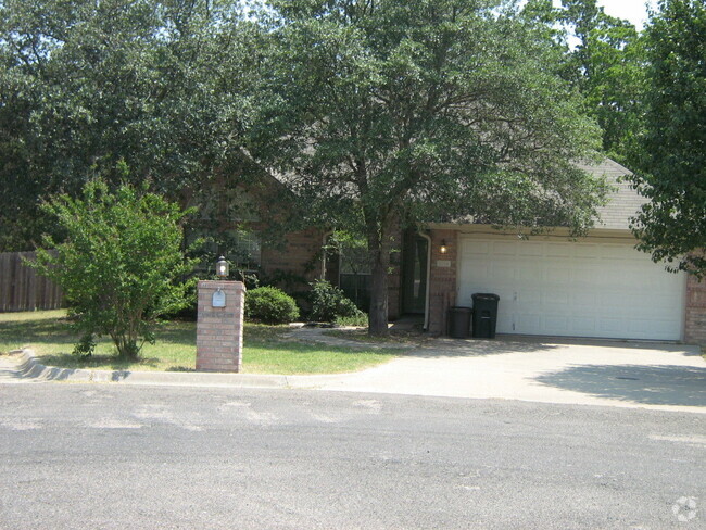 Building Photo - 3 BEDROOM, 2 BATH, BELTON ISD Rental