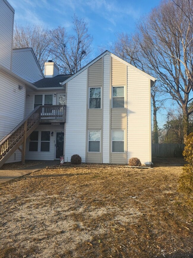 Building Photo - TOWN CENTER