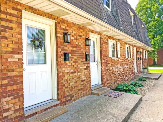 Photo - 250 S Durkin Dr