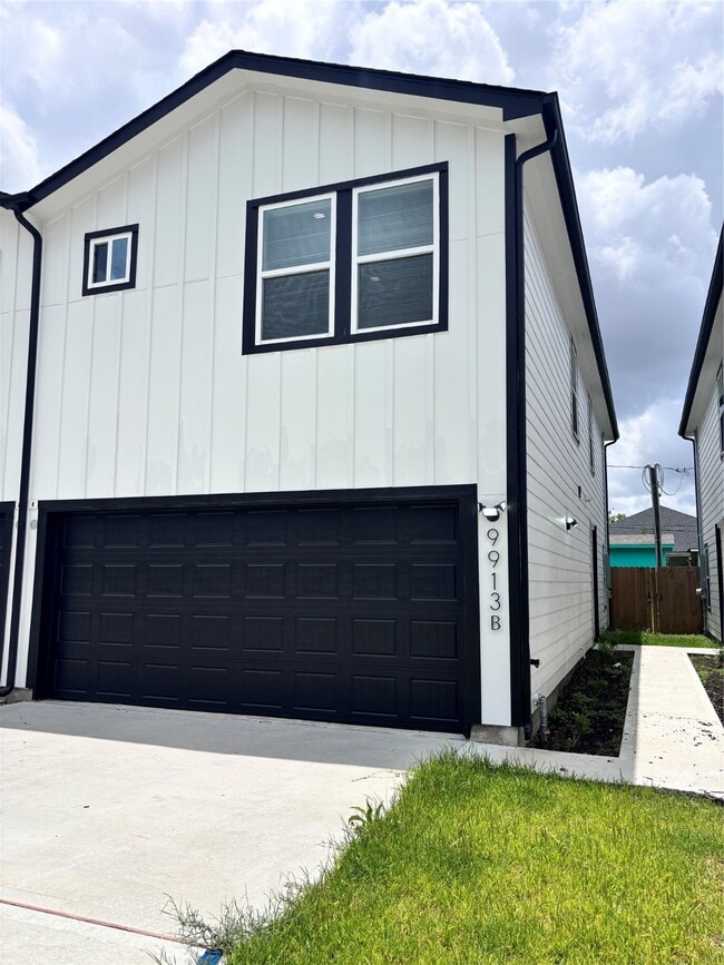 Photo - 9913 Porto Rico Rd