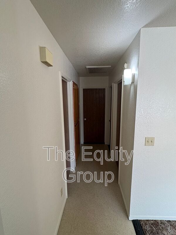 Photo - 1543 N Willis St