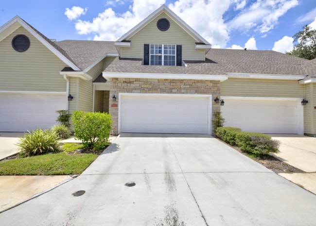 Building Photo - 4233 Hartridge Ln