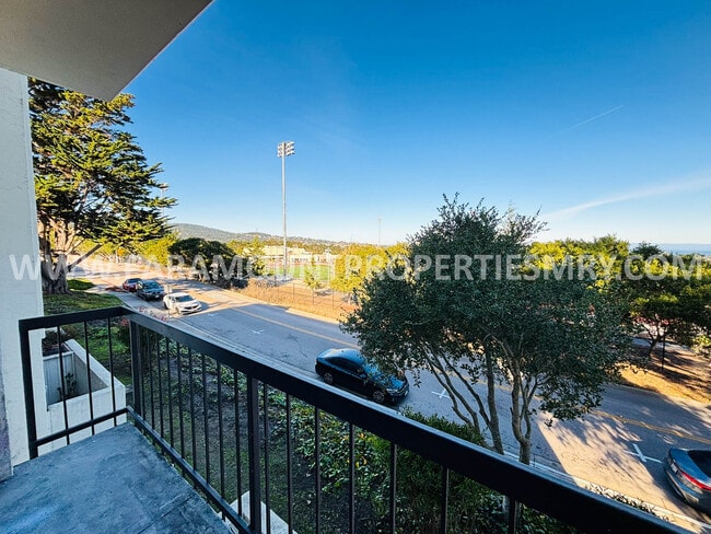 Photo - 500 Glenwood Cir