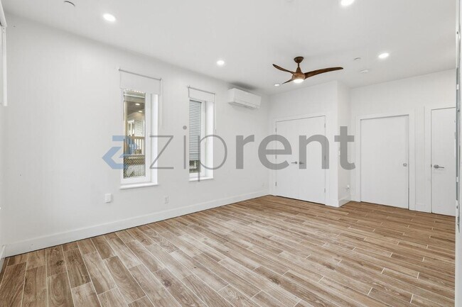 Photo - 245 Norwell St