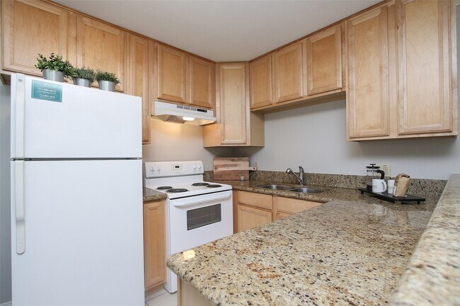 Photo - 1309 Welch St