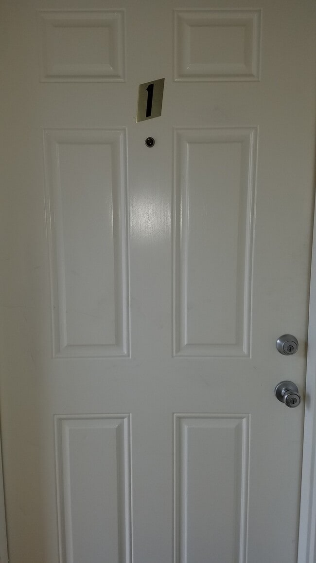 Photo - 2123 E Marshall St Unit 1 downstairs