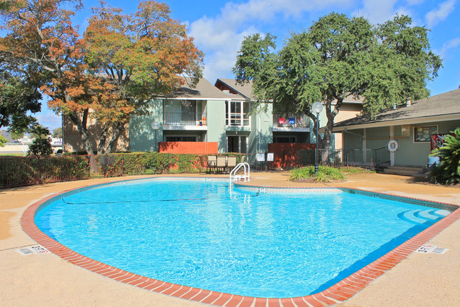 Building Photo - Cypress Cove Rental