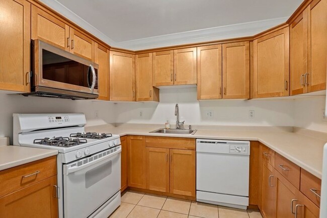 Photo - 327 Centre St Condo Unit 203