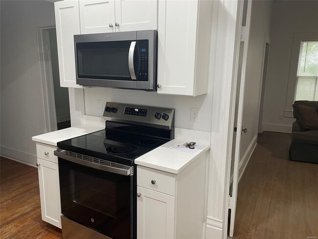 Building Photo - 406 B King St Rental
