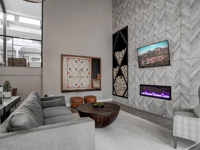 Casa club - Henley and Remy Apartments