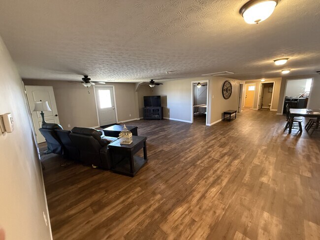 Photo - 11324 Rineyville Rd