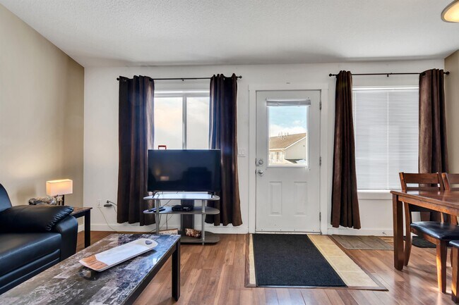 Photo - 9306 93 St Unité 201