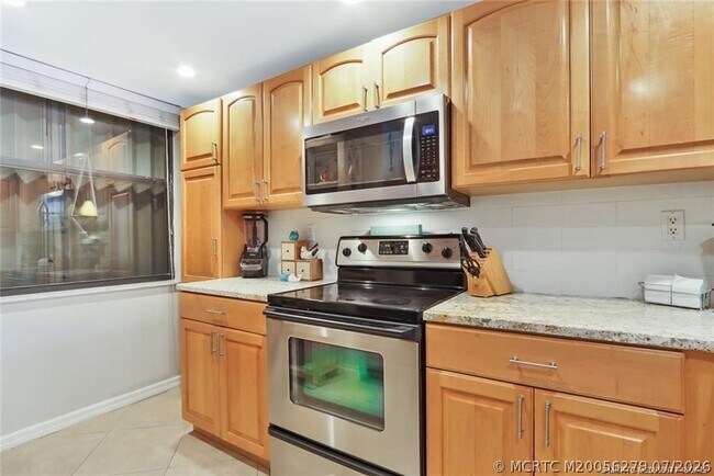 Photo - 10600 S Ocean Dr Unit 2