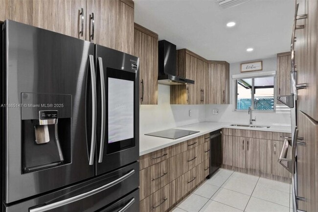 Building Photo - 3378 W 80th St Rental