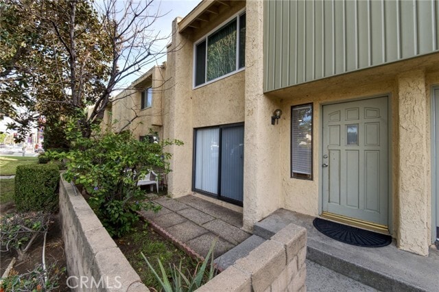 Building Photo - 8633 Balboa Blvd Unit 20