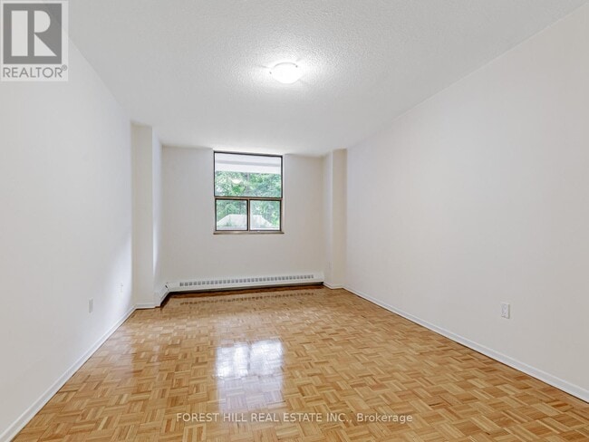 Photo - 4001 Bayview Ave Unité PL5