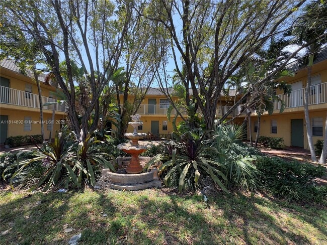 Photo - 4061 N Dixie Hwy Condo Unit 23