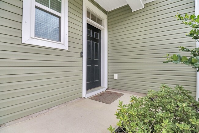 Photo - Modern Comfort & Easy Living in Ladson