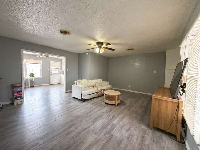 Photo - 3-Bedroom, Near Loop 289 & Marsha Sharp!