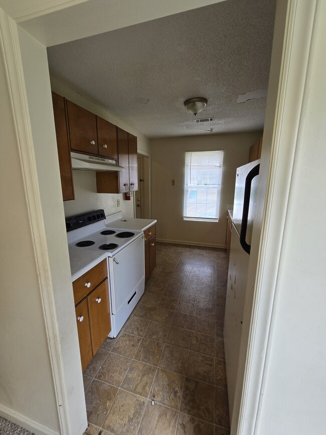 Photo - 307 Fairview St