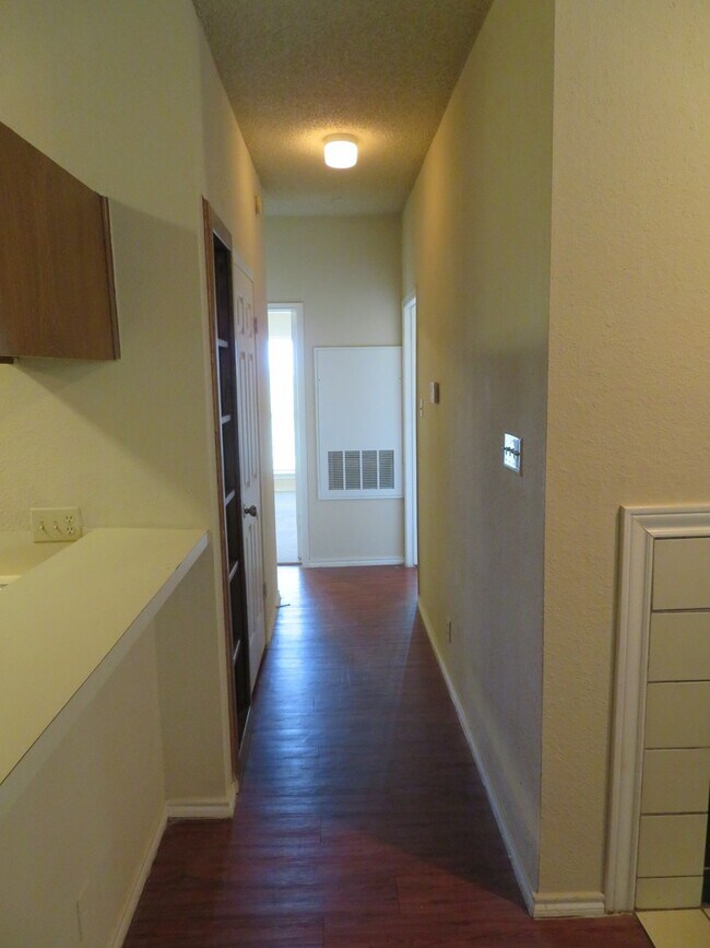 Photo - IMMEDIATE MOVE IN - 2 bed 2 bath Unit 201