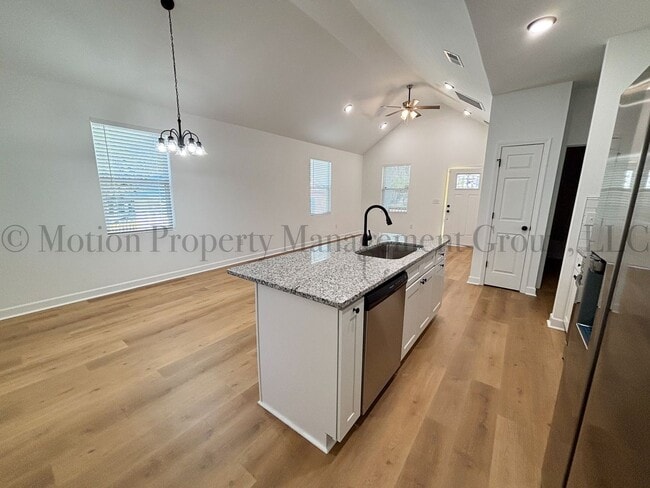 Photo - 1121 Wilmington Ave