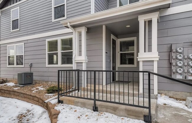 Building Photo - 17381 Waterhouse Cir