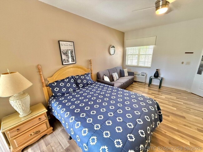 Building Photo - 9895 Perfect Dr Unit B