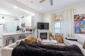 Photo - 5 BEDROOM * Richmond ST * STEPS from UWO * AVAIL May 1st * ALL INCLUSIVE