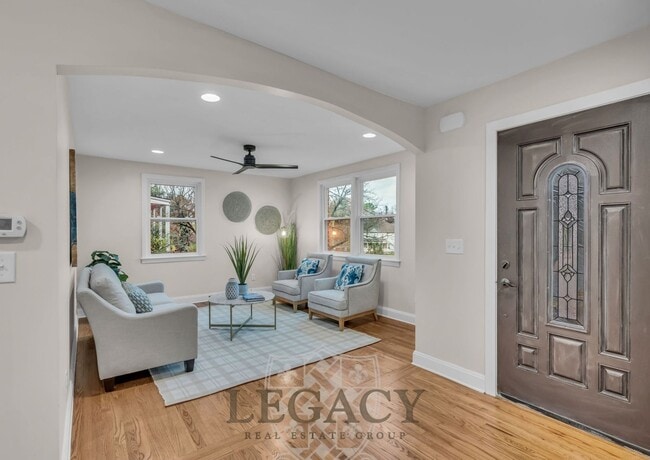 Photo - 719 Woodmere Dr