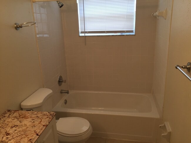 Photo - 942 San Christopher Drive Unit B