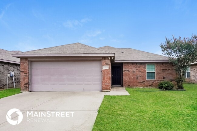 Building Photo - 7625 Hollow Forest Dr