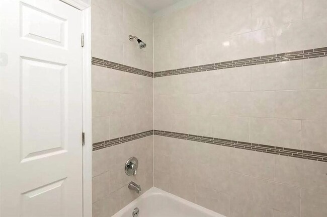 Photo - 28 Van Cleef St Unit 1