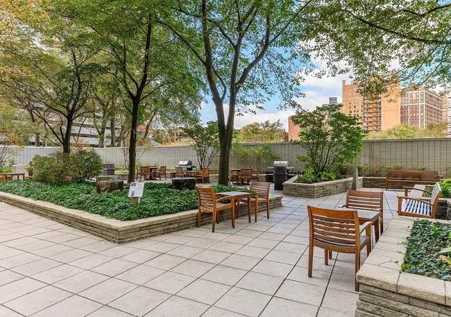 Patio - 3600 N Lake Shore Dr Unit 2725