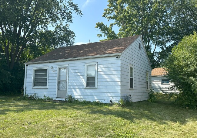 Front of Home - 8621 N Granville Rd House